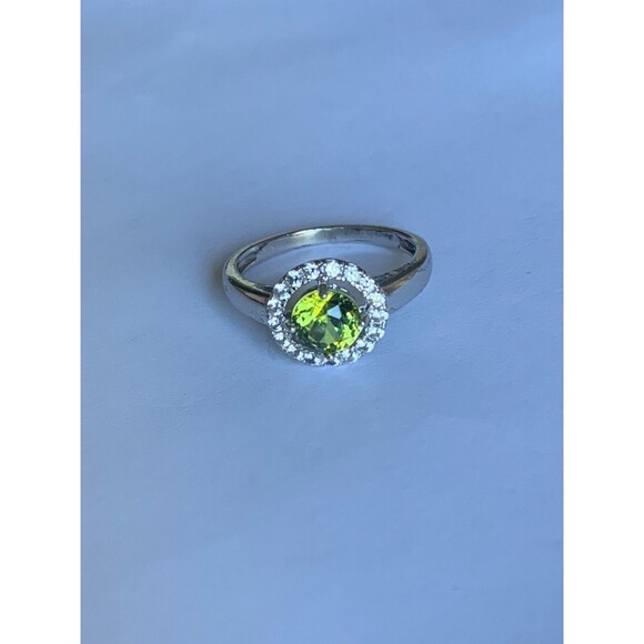 Peridot Halo Ring Size 7 White Topaz Rhodium Plated .925 Sterling Silver - Picture 2 of 6